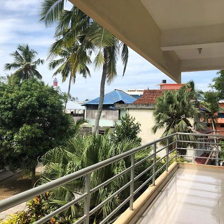 Sandy Beach Hotel Thiruvananthapuram Kültér fotó