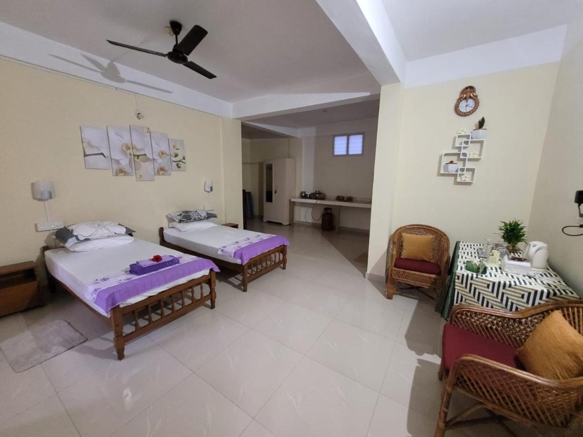 Sandy Beach Hotel Thiruvananthapuram Kültér fotó